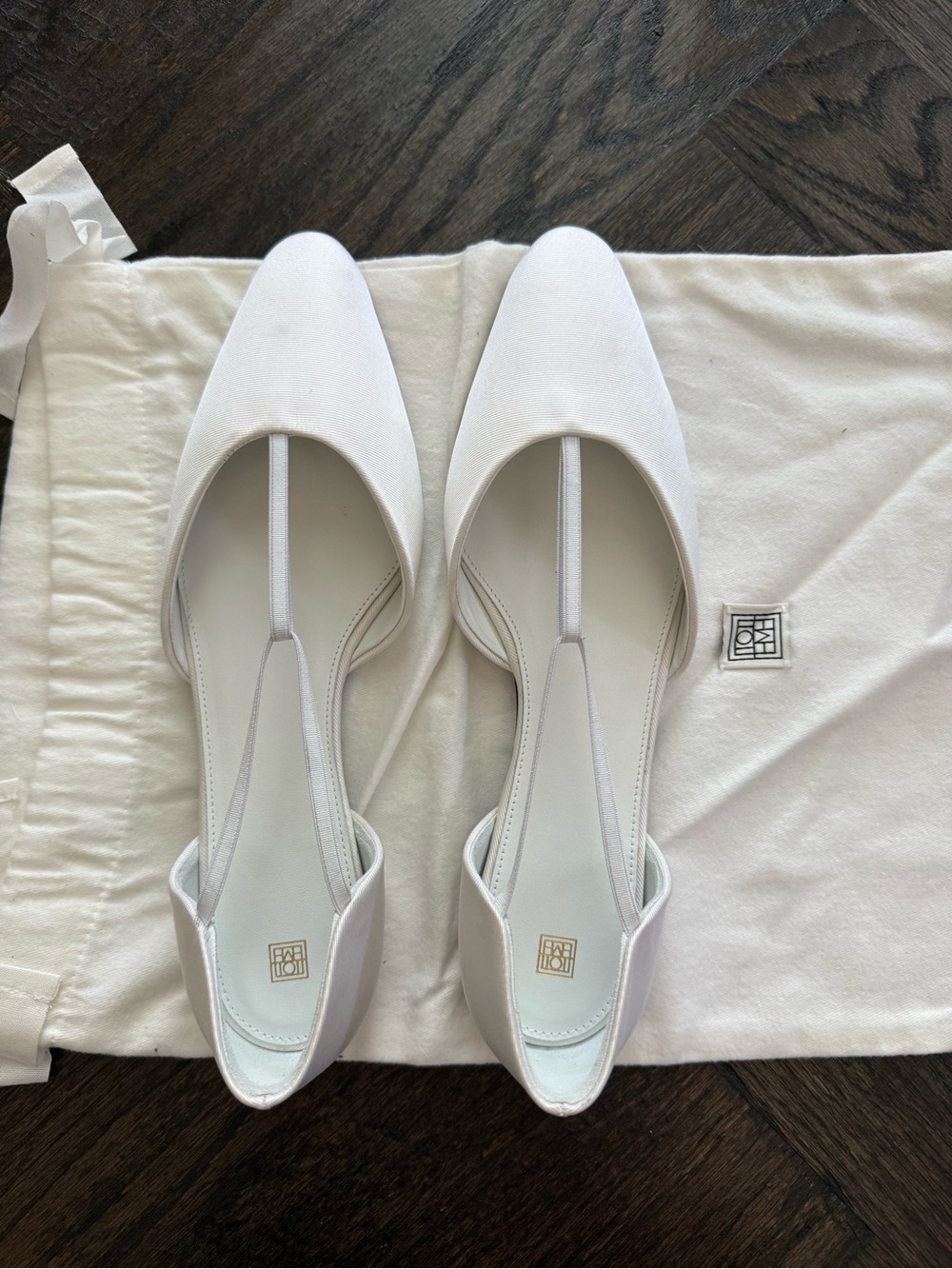 NWT Toteme D’Orsay Flats